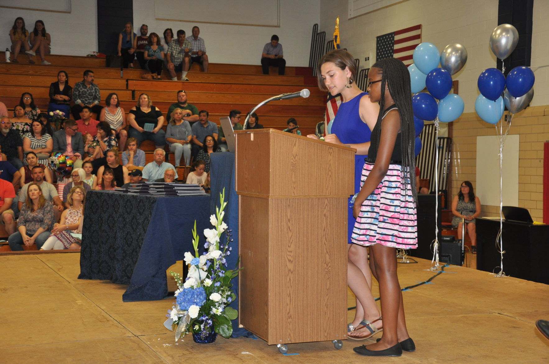 190607-jcu-pics-fortmiddlegrad0032